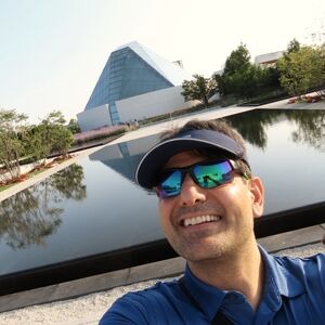 Meet your Posher, Mark